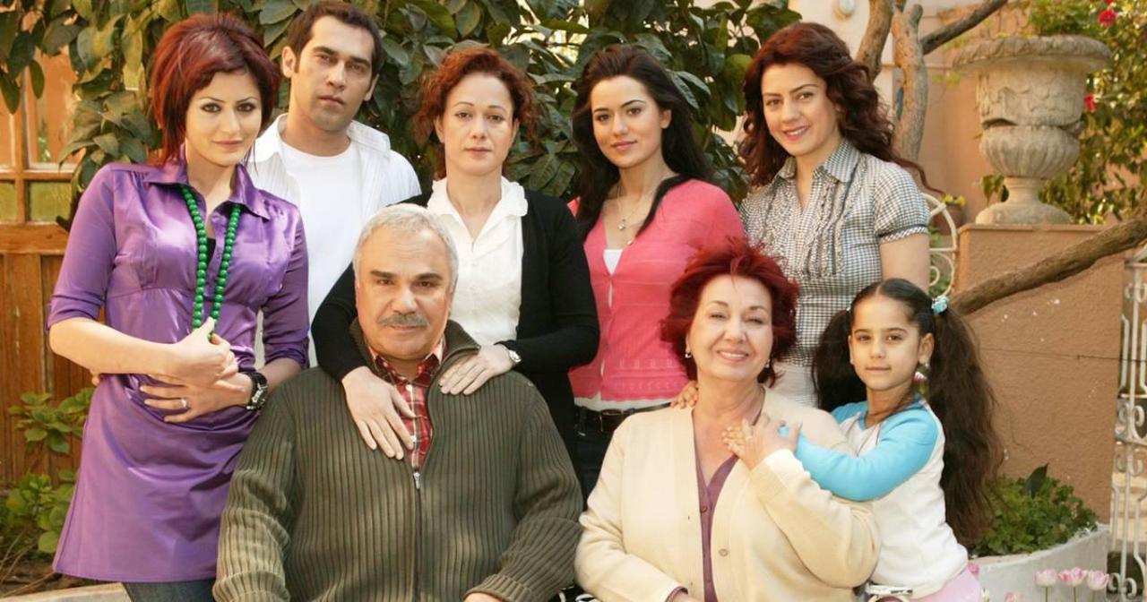 مسلسل الاوراق المتساقطة الموسم الاول الحلقة 27 مدبلجة